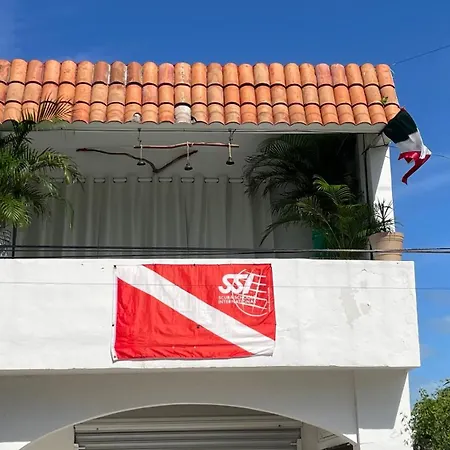 Mi Refugio Dive House-2